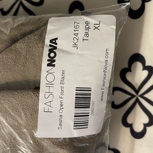 FashionNova Womens Taupe Blazer/Dress Jacket